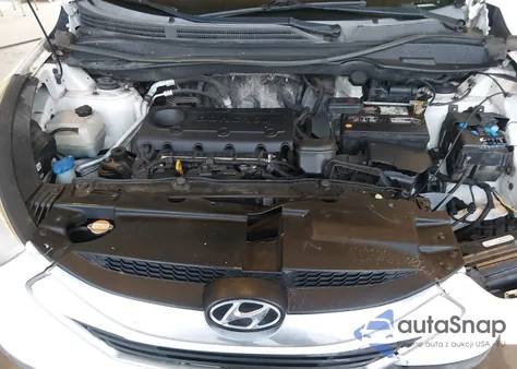 2011 Hyundai Tucson Limited z USA, uszkodzony, nr VIN KM8JUCAC5BU159249